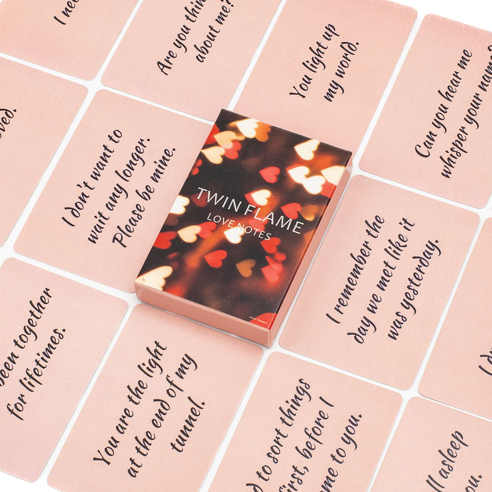 Twin Flame Love Notes Oracle C - Graded Card Display 评论和价格